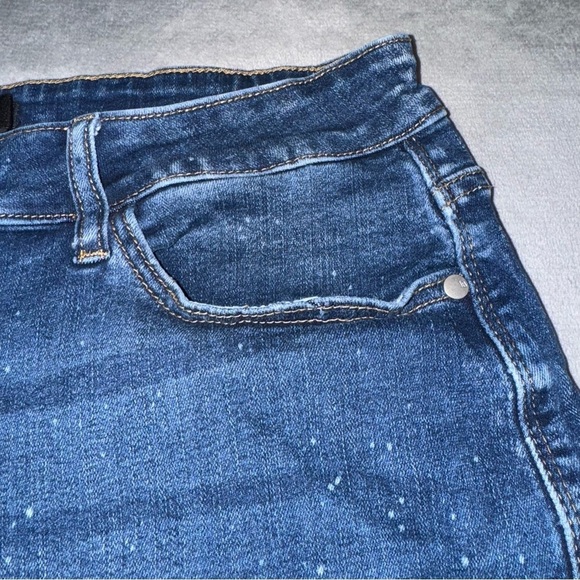 Judy Blue Galaxy Splash Denim Jean Shorts Women’s Size 2XL - Picture 5 of 11